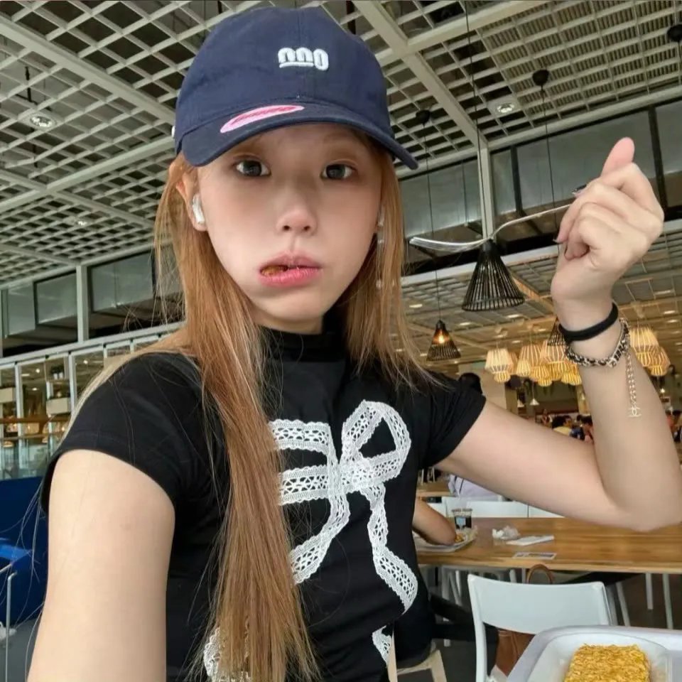 身份流亡